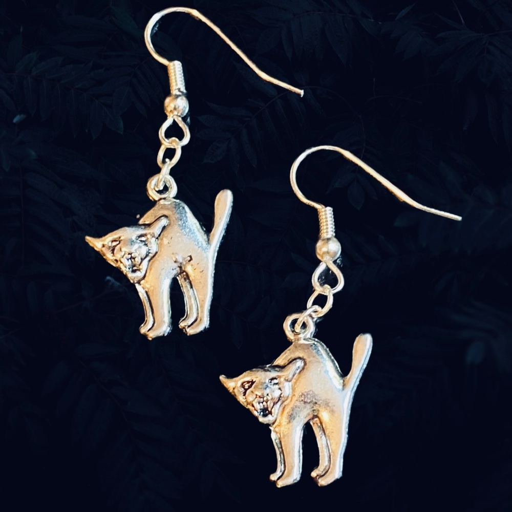 Hand Crafted Earrings Halloween Cat Charm Silver Metal Dangle Pierced